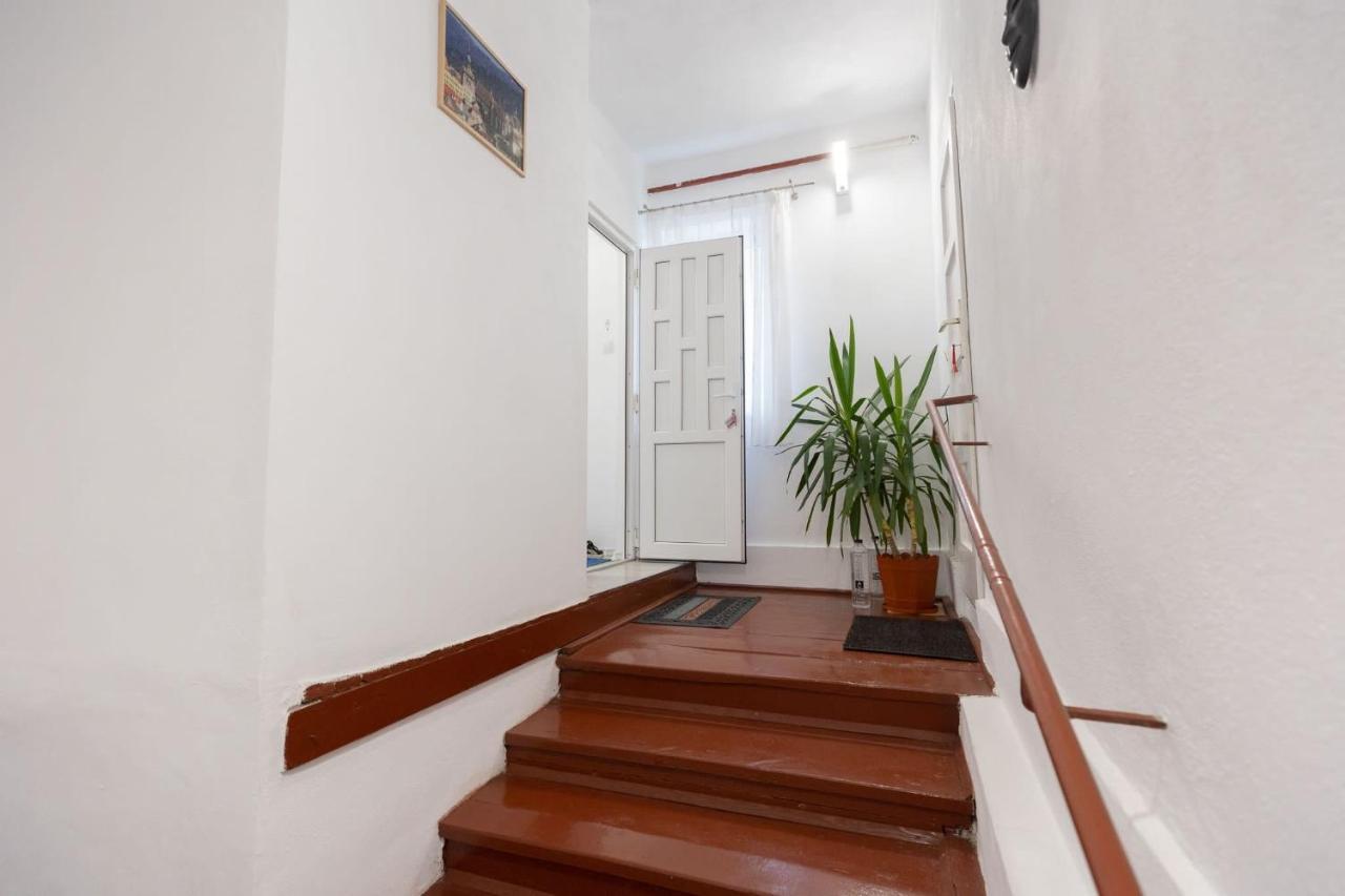 Central House سيفِسوارا المظهر الخارجي الصورة